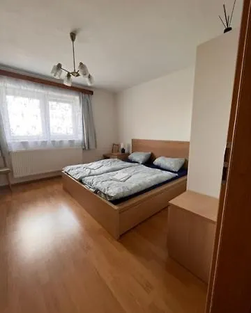 V Brdech S Bazénem, Infra Saunou A Vybavením Villa Mala Viska