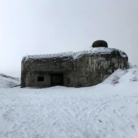 V Brdech S Bazénem, Infra Saunou A Vybavením *