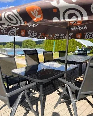 V Brdech S Bazénem, Infra Saunou A Vybavením Villa *