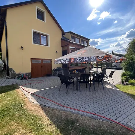 Villa V Brdech S Bazénem, Infra Saunou A Vybavením *