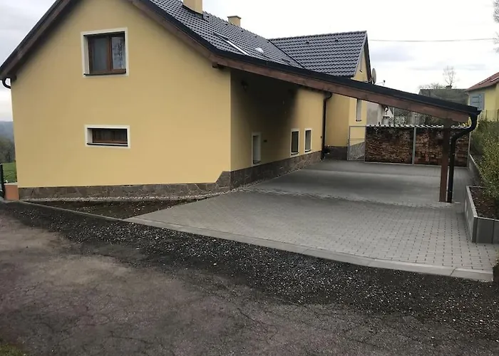 Villa V Brdech S Bazenem, Infra Saunou A Vybavenim Mala Viska